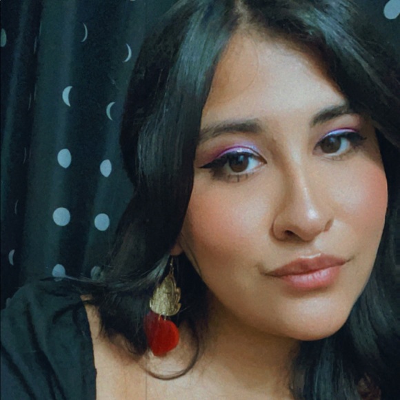 Meet your Posher, Lexie - Picture 1 of 1